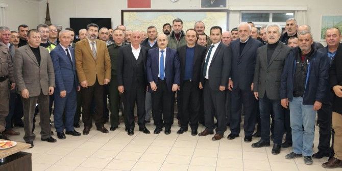 Vali Taşıyıcı Esnafını Ziyaret Etti