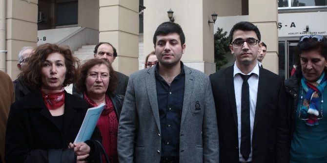 Abd’li Askerin Başına Çuval Geçirmek İsteyen Genç, Yakın Dövüş Uzmanı Çıktı