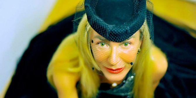 Acun’a Ulaşabilmek İçin Kitap Yazdı