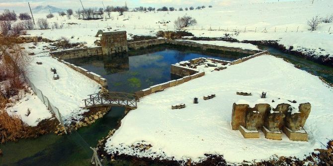 Beyşehir’deki Hitit Su Anıtı Beyaza Büründü