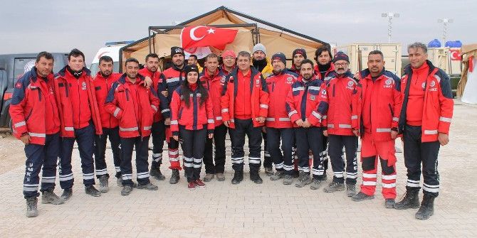 Dr. Happani, Sınırda Görev Yapan Umke Ekipleri İle 112 Acil Personellerini Ziyaret Etti