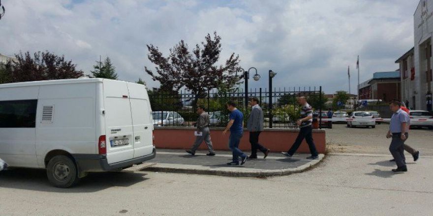 Düzce’de İki Hakim Gözaltına Alındı