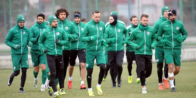 Bursaspor’da Başakşehir Mesaisi Başladı