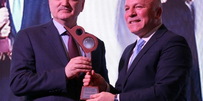 Başkan Sekmen “Yılın Belediye Başkanı” Seçildi