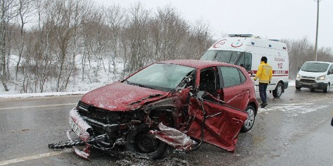 Tır İle Otomobilin Çarpıştı: 1 Yaralı