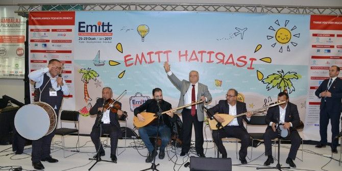 Vali Necati Şentürk İsmail Altunsaray İle Bozlak Okudu