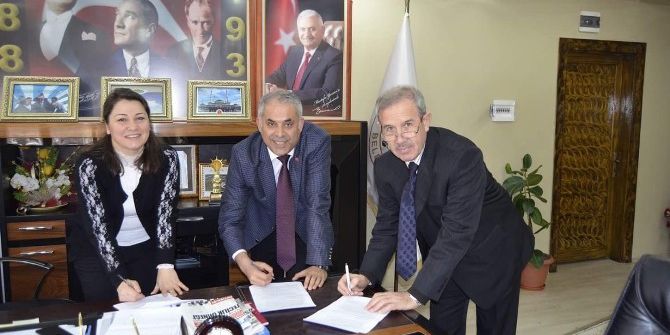 Bayırköy Belediyesi’yle Hizmet-iş Sendikası Arasında İş Sözleşmesi İmzalandı