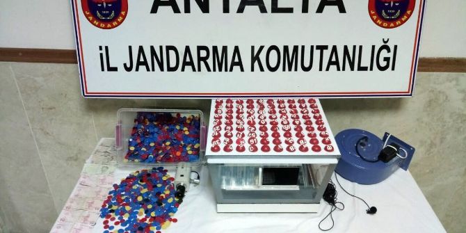 Side’de Jandarmadan Tombala Baskını