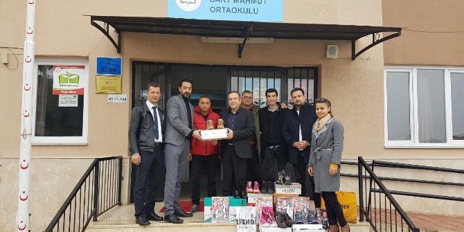 Salihli Beşiktaşlılar Derneği’nden Yardım Eli