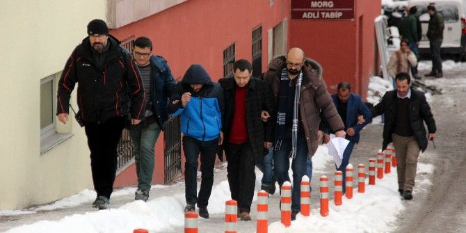 Vatandaşa Zorla Senet İmzalattıran Şahıslar Yakalandı