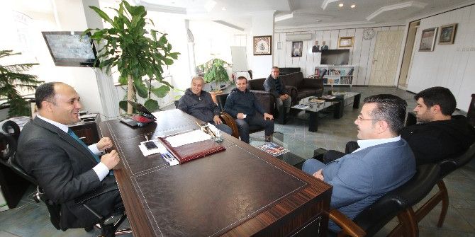 Muhtarlardan, Başkan Özaltun’a Tebrik Ziyareti