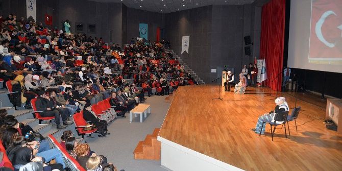 Yabancı Öğrencilerden Türkçe Gösteri