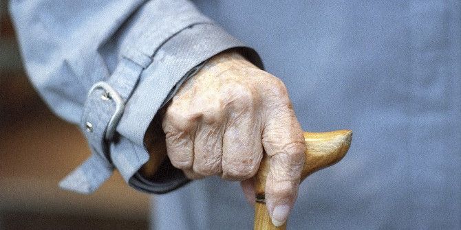 Alman Nüfusu Eriyor