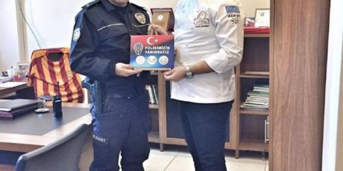 Aşçılardan Çevik Kuvvet’e Destek Ziyareti