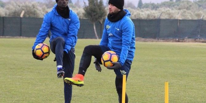 Akhisar Belediyespor, Galatasaray Maçı Hazırlıklarını Tamamladı