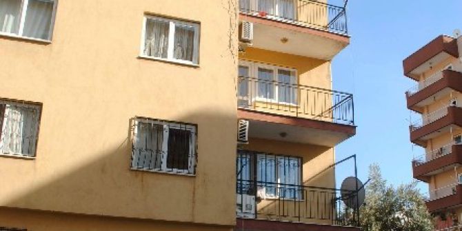 Aydın’da 5’inci Kattan Düşen Yaşlı Adam Hayatını Kaybetti