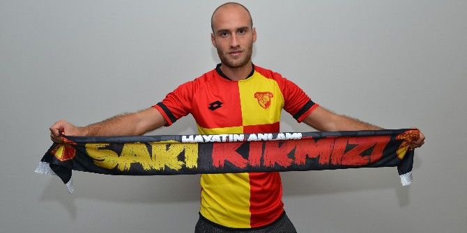 Doğa Kaya Futbolu Bırakma Kararı Aldı