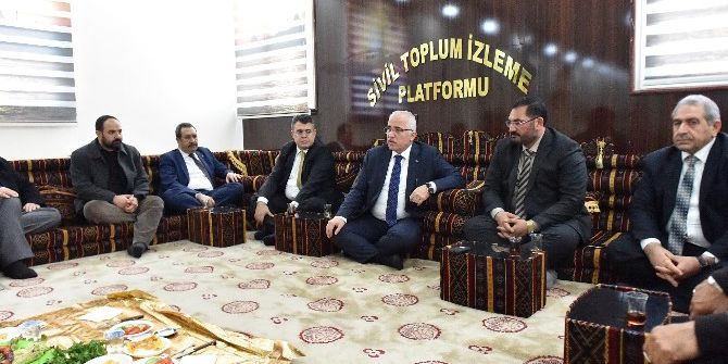 Vali Tuna Sivil Toplum İzleme Platformu Üyeleriyle Bir Araya Geldi