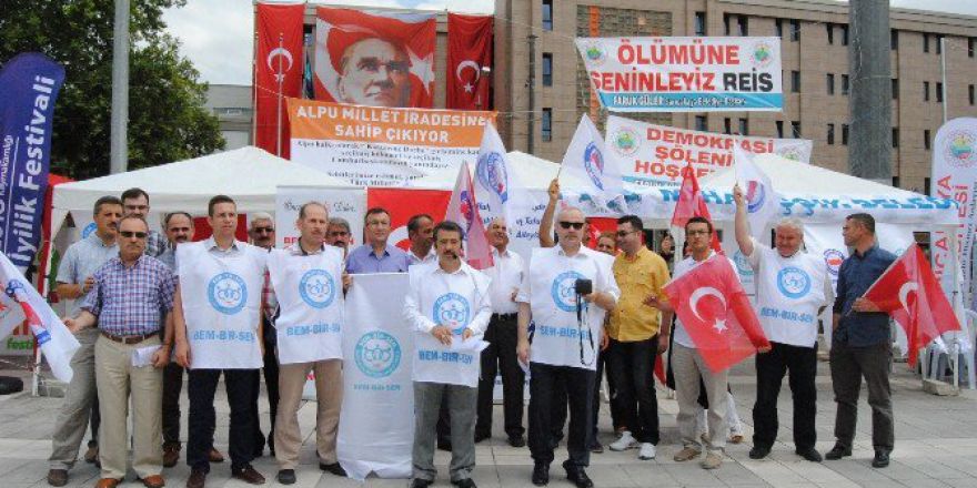 Eskişehir’de Darbe Girişimine Tepkiler Sürüyor