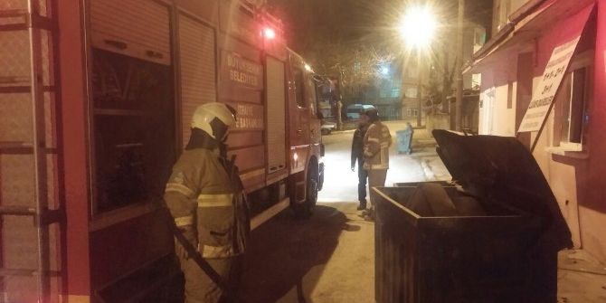 Bandırma’da Metruk Evde Yangın