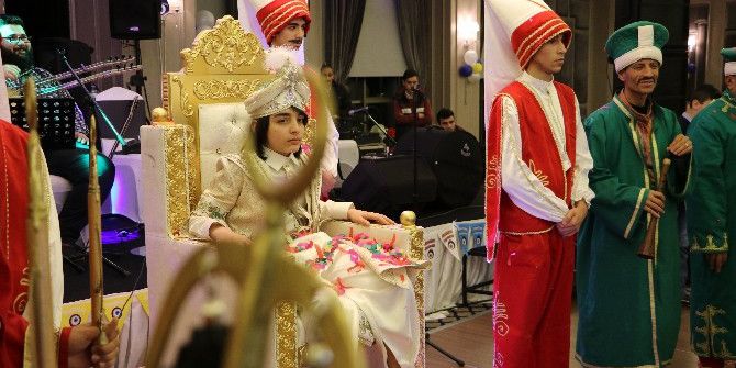 Böyle Sünnet Düğünü Görülmedi