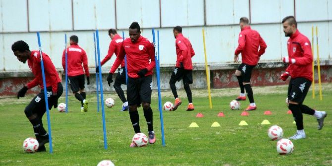 Samsunspor İle Yeni Malatyaspor 5. Randevuya Çıkacak