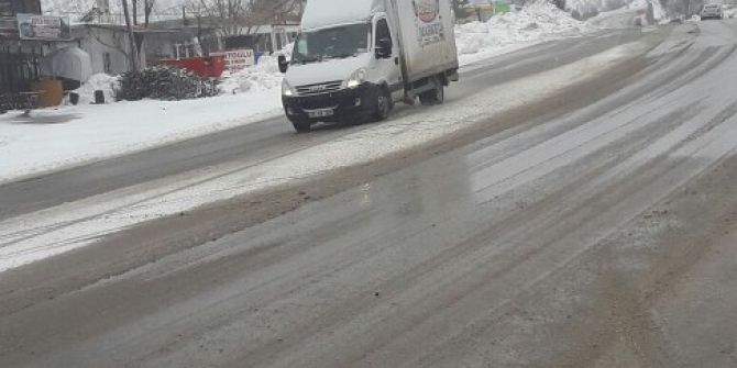 Sertavul Geçidi Kontrollü Olarak Ulaşıma Açıldı