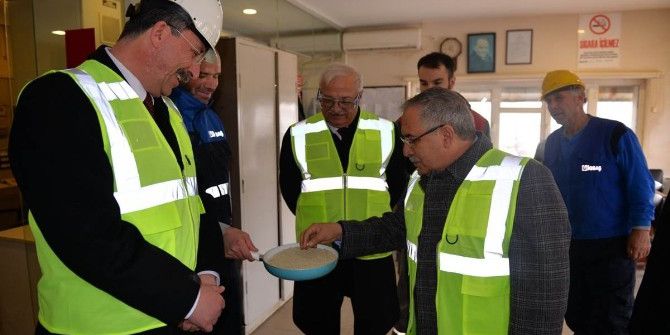 Vali Nayir: Fabrika Yetkilileri İle Kütahya İçin Neler Yapabileceğini Konuştuk