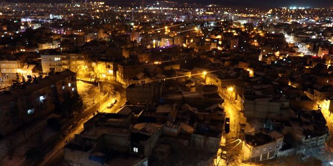 Buzlanan Yollara Tuz Da Çare Olmadı