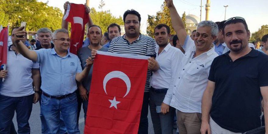 "Paralelci Çete Devletimizi Bölemez"