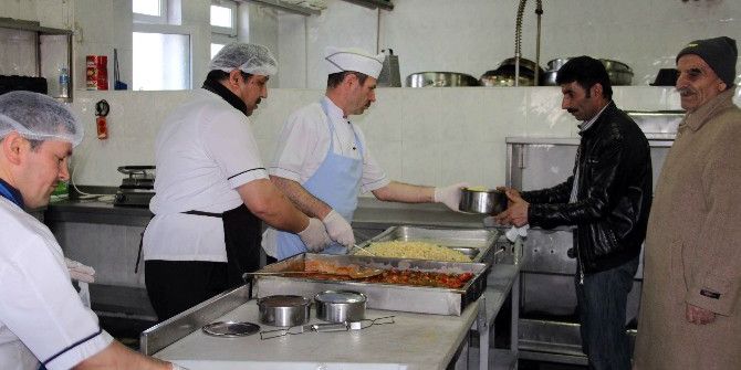 Keçiören Belediyesinden 35 Bin Kişiye Yardım Eli