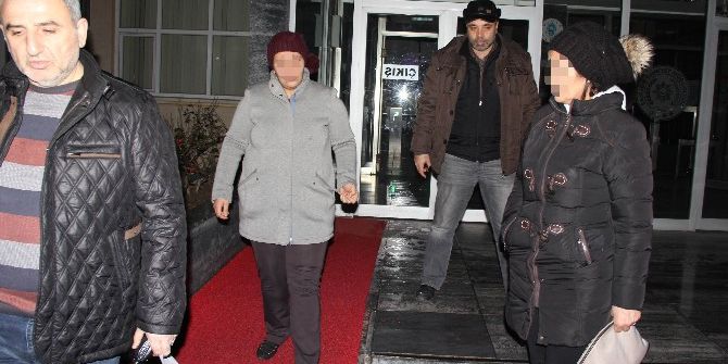 Ahlak Polisi Arapça Konuşup Fas Uyruklu Eskort Kadınları Yakaladı