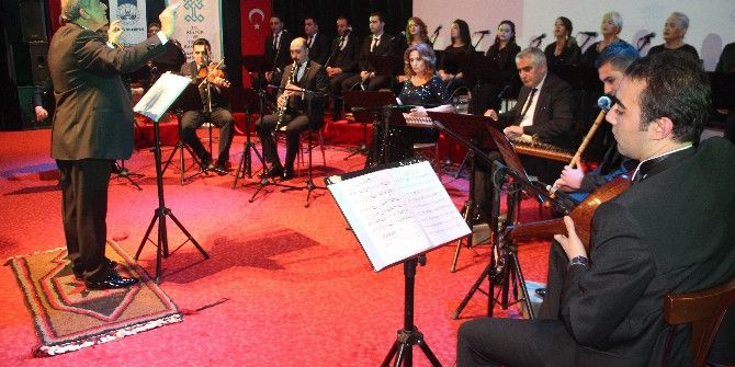 Elazığ Devlet Korosu Yılın İlk Konserini Verdi