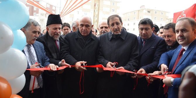 Ilıcalı, Market Açılışına Katıldı