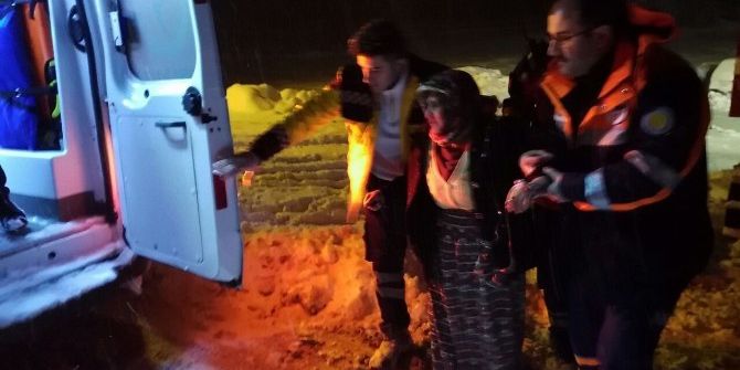 Bilinç Kaybı Yaşayan Hasta, Afad Ve Umke Ekiplerince Kurtarıldı