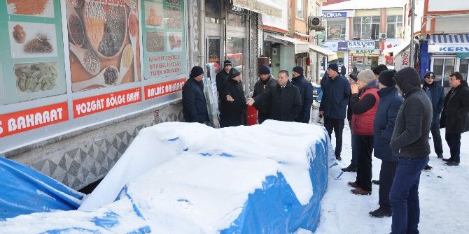 Zabıtadan ’Kaldırım İşgali’ Denetimi