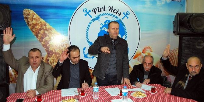 Salihli’de Emlakçılar Yeni Başkanını Seçti