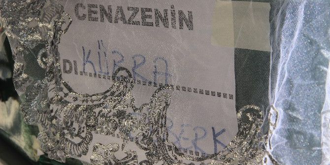 Burun Estetiği İçin Yatırıldığı Hastanede Ölen Genç Kız Toprağa Verildi