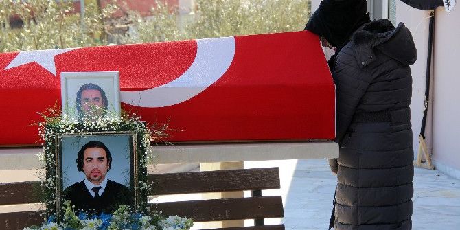 Uçak Kazasında Ölen Melih Aslan Toprağa Verildi