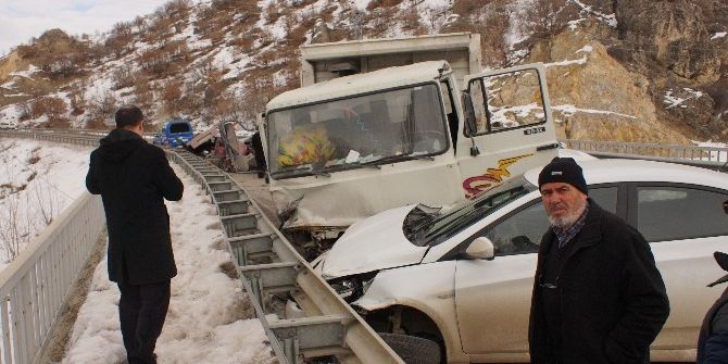 Başkent’te Trafik Kazası: 3 Ölü, 3 Yaralı