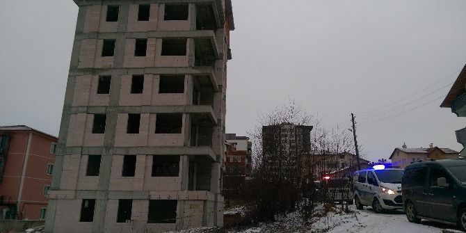 17 Yaşındaki Genç Kız İntihar Girişiminde Bulundu