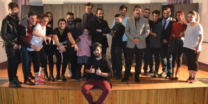 Ardahan Belediyesi Tiyatro Günleri Devam Ediyor