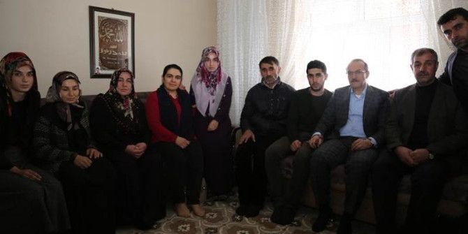 Vali Yavuz’dan Şehit Ailelerine Ziyaret