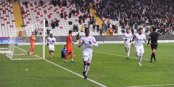 Antalyaspor 25 Yıllık Hasrete Son Verdi