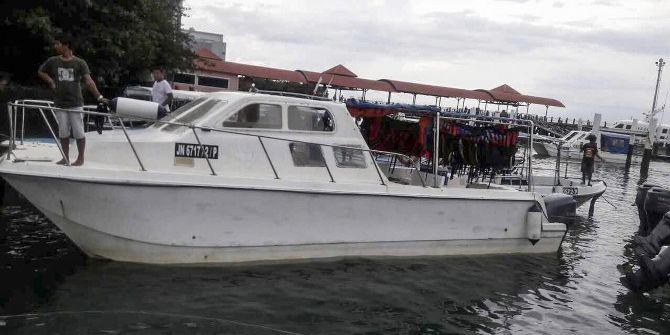 Malezya’da Turist Gemisi Battı