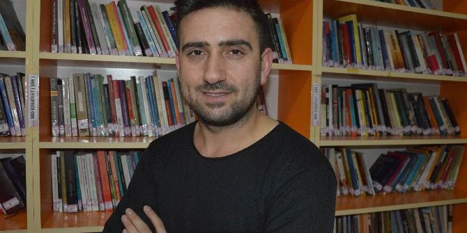 Gönlünü ‘Kütüphaneye’ Kaptırdı