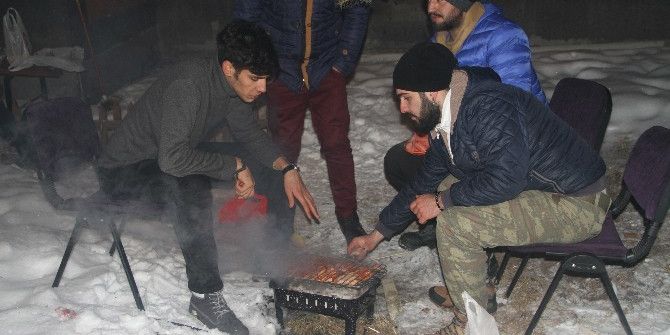 Eksi 20 Derecede Mangal Keyfi