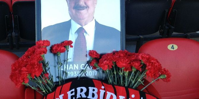İlhan Cavcav, Ankara Derbisinde Unutulmadı