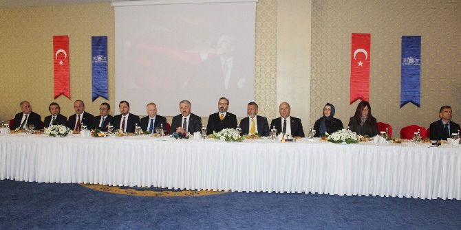 Bakan Arslan: “1915 Çanakkale Köprüsü Bölgenin Sanayisinin, Endüstrisinin Topyekün Kalkınması Demektir”