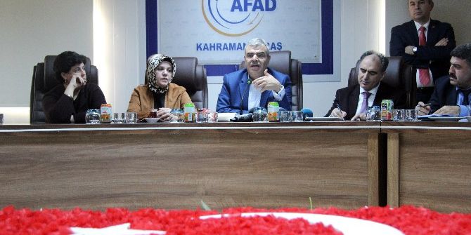 Başbakan Yardımcısı Kaynak Geçici Barınma Merkezinde İncelemelerde Bulundu